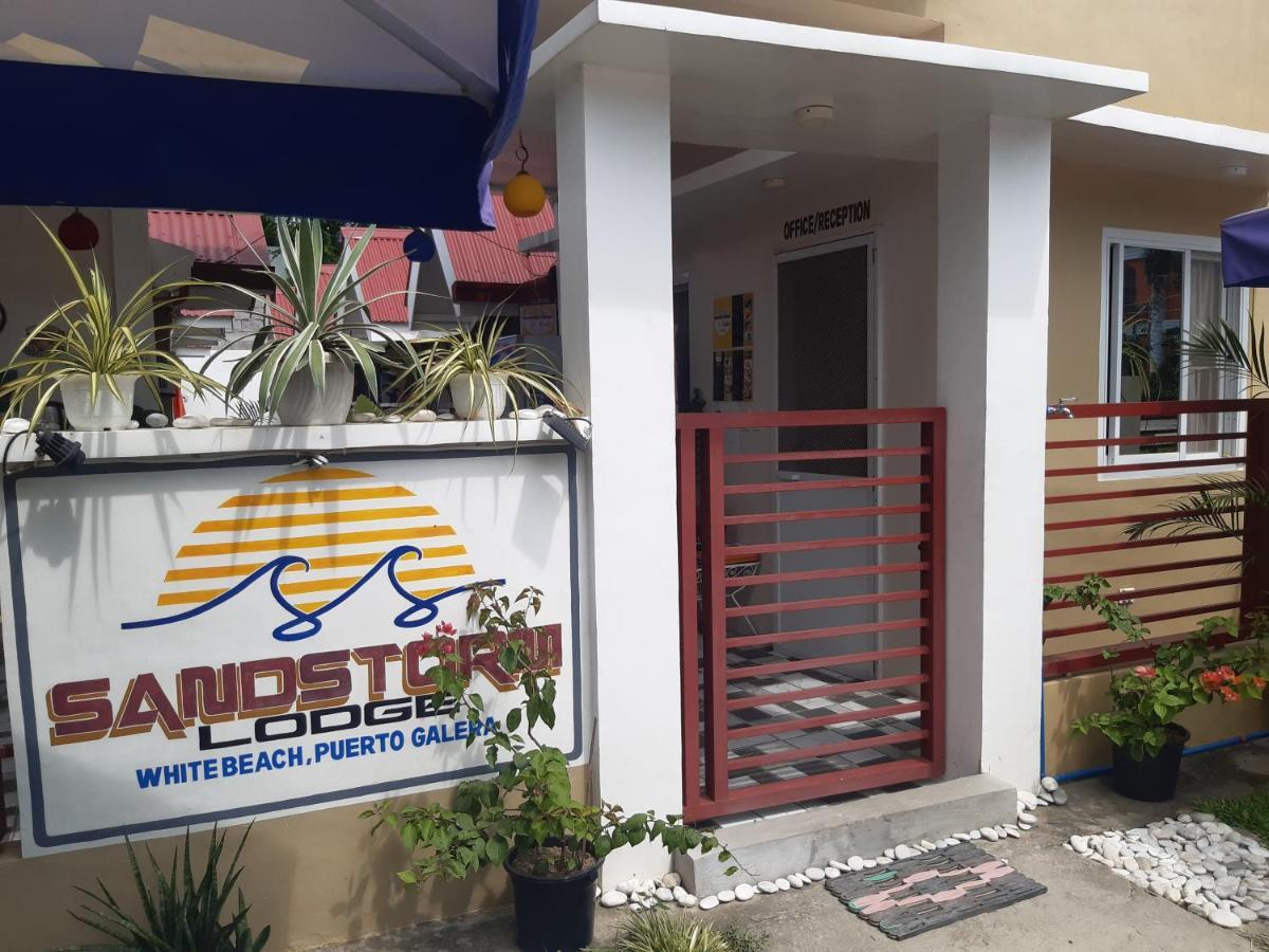 Sandstorm Lodge And Cafe Puerto Galera Exteriér fotografie